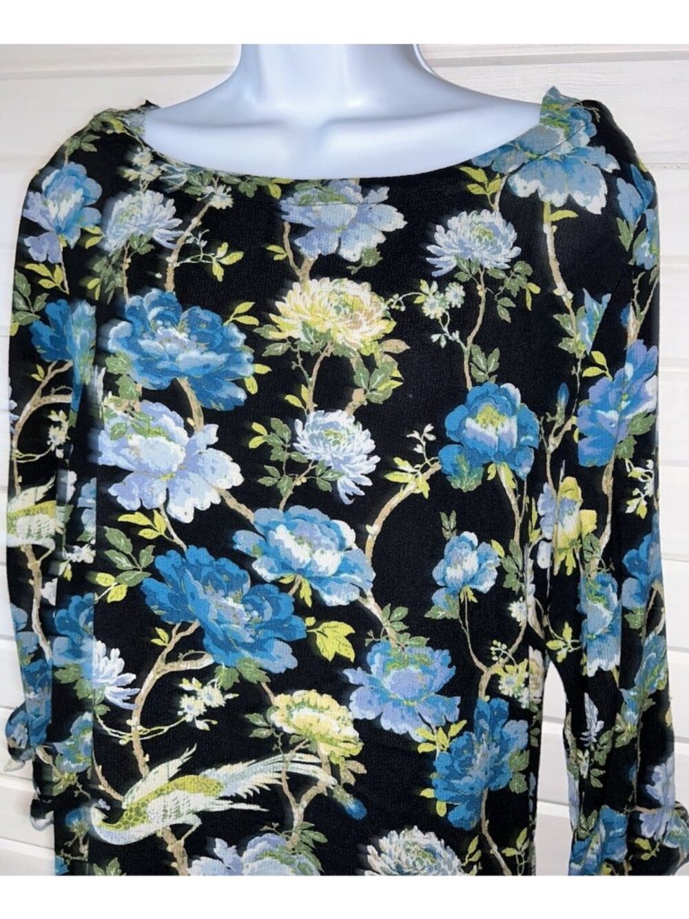 J Jill Sz ?? (See Meas) Black Blue Floral Rayon Tunic Tie Cuffs 3/4 Sleeves EUC